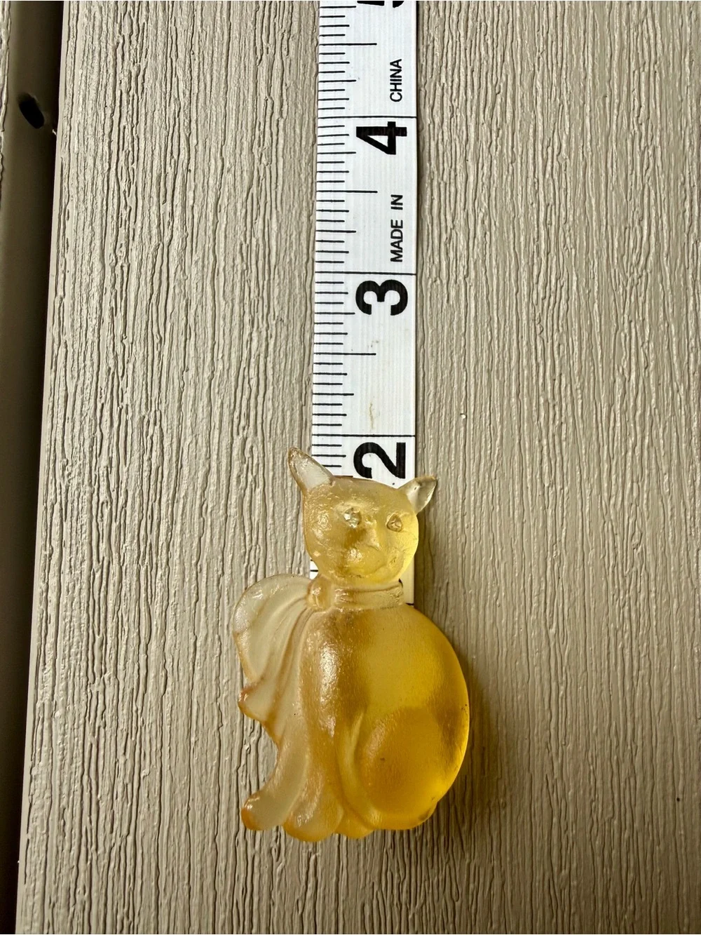 Translucent Amber Yellow Cat Brooch Rhinestone Eyes 2”